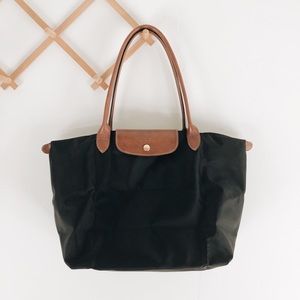 Longchamp Le Pliage size Large in black